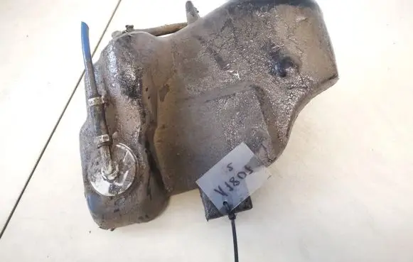 BMW 3 E46 AdBlue liquid reservoir 