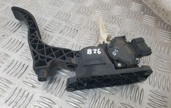 Skoda Octavia Mk1 (1U) Accelerator throttle pedal 1J1721503K
