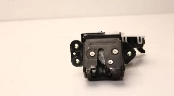 Mazda 6 Tailgate/trunk/boot lock/catch/latch 