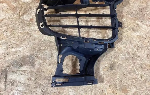 Porsche Cayenne (92A) Front bumper lower grill 7p5807682e