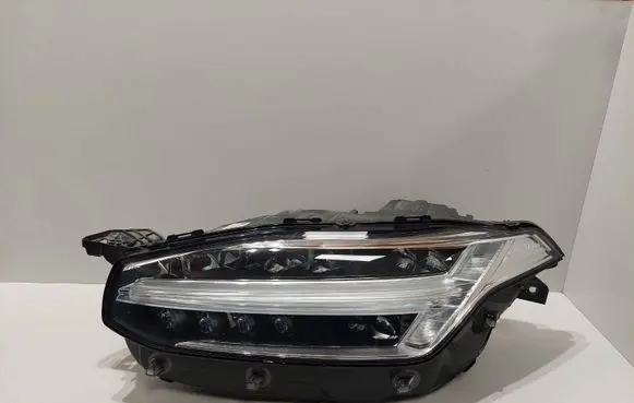 Volvo XC90 Headlight/headlamp 32342482
