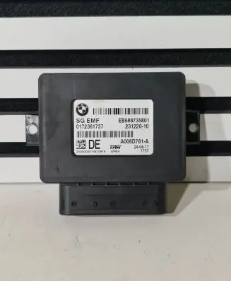 BMW 5 F10 F11 Hand brake control module 6887358 23122010 A006D781A