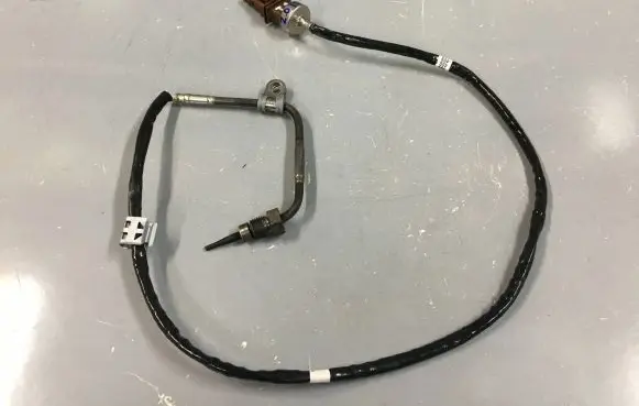 Volkswagen PASSAT B8 Exhaust gas temperature sensor 03N919529F