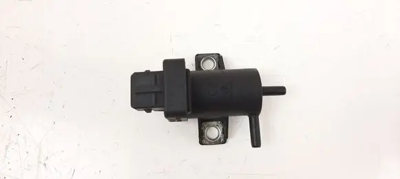 Renault Megane III Turbo solenoid valve 8200762162