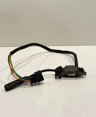 Mercedes-Benz C W202 Cruise control switch 2105400245 LS202725