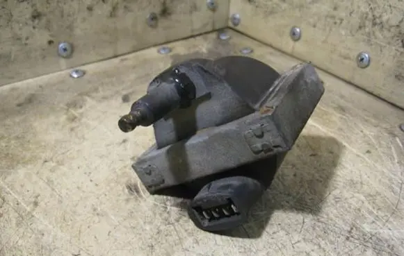 Peugeot 405 High voltage ignition coil