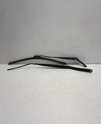 Renault Clio IV Front wiper blade arm 288818098R