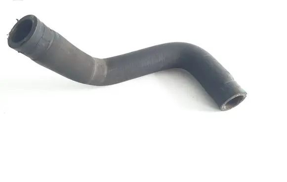 Mercedes-Benz C W204 Engine coolant pipe/hose