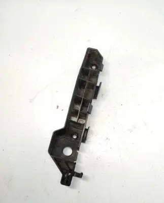 Hyundai Santa Fe Front bumper mounting bracket 865162B000