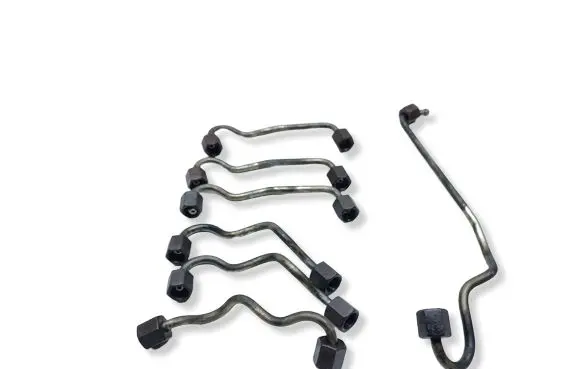 BMW 7 E65 E66 Fuel injector supply line/pipe 