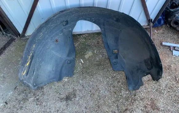 Chrysler 300 - 300C Front wheel arch liner splash guards 05065502AC