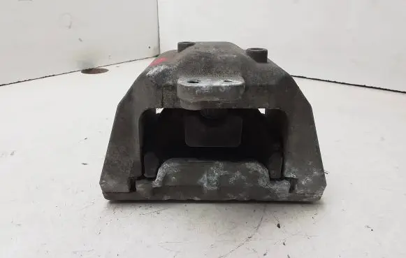 Volkswagen Golf IV Engine mount bracket 1J0199262