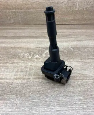 BMW 3 E46 High voltage ignition coil 1703227 0221504004 USED