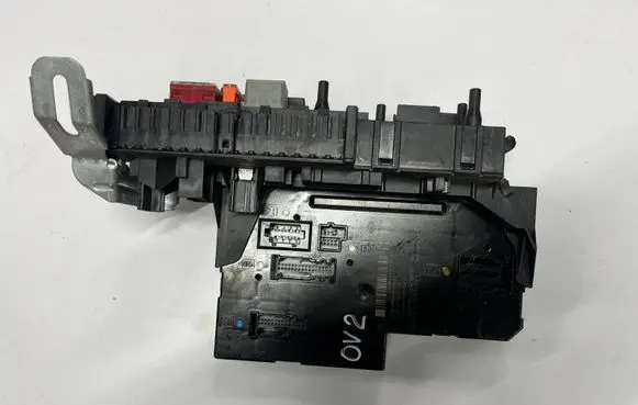 Mercedes-Benz C W204 SAM control unit a2049060305 5DK01102212 2049019702