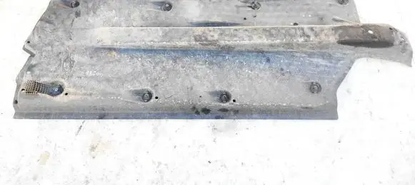 Volkswagen Cross Polo Engine splash shield/under tray 6Q0825201H