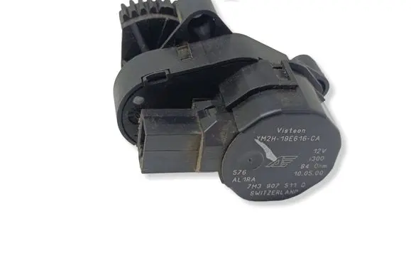 Seat Alhambra (Mk1) Air flap motor/actuator 7M3907511D