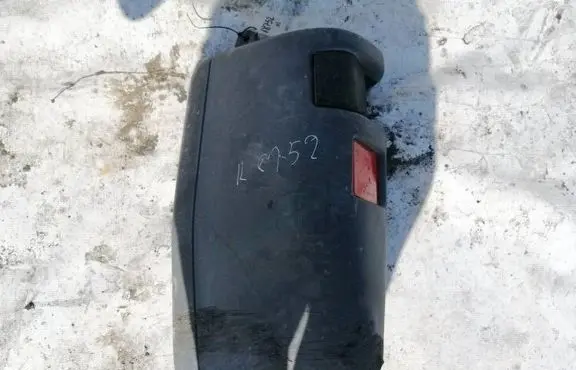 Rear bumper corner part panel trim