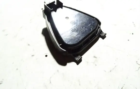 Volkswagen PASSAT B5.5 Headlight/headlamp dust cover 15443300