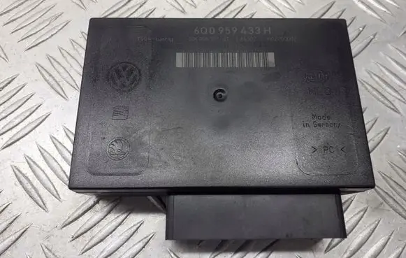 Volkswagen Polo IV 9N3 Central body control module 6Q0959433H