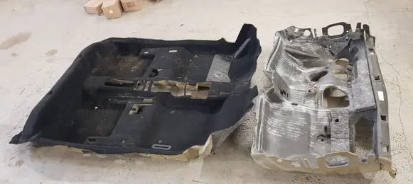 Opel Astra J Interior carpet 13324801 13254536