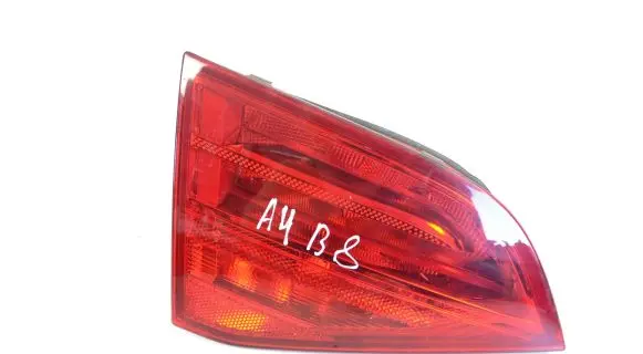 Audi A4 S4 B8 8K Tailgate rear/tail lights 8K9945093