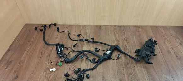 BMW 3 F30 F35 F31 Engine installation wiring loom 12518586169