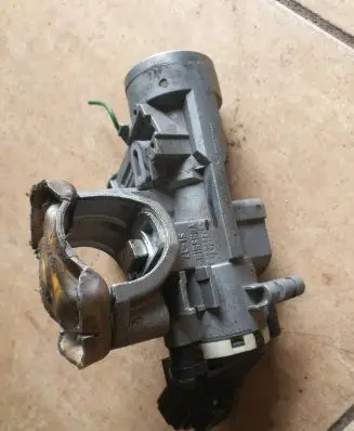 Toyota Corolla Verso AR10 Ignition lock Sl17 Juhshin