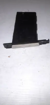 Cup holder front