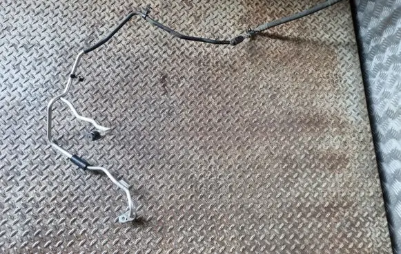 Porsche Cayenne (9PA) Air conditioning (A/C) pipe/hose 7L0820750L