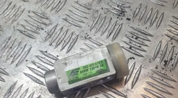 Air conditioning (A/C) expansion valve