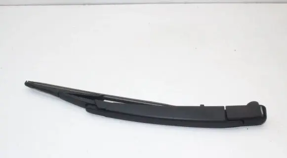 Nissan Qashqai Rear wiper blade arm