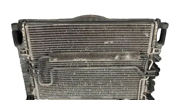 Mercedes-Benz CLS C219 Radiator set A0005840426 A2115000593