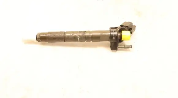 Mercedes-Benz E W212 Fuel injector 0445116026