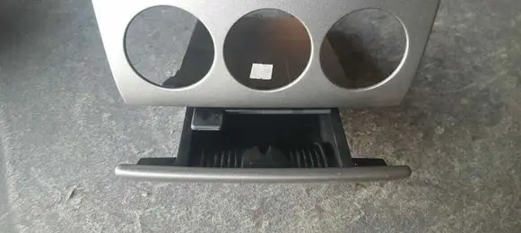 Peugeot 308 Climate control/heater control trim 9658691077