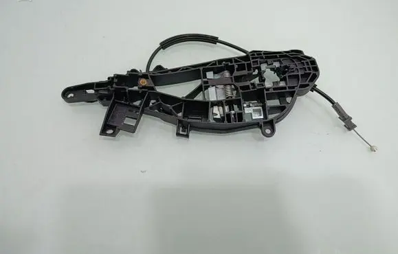 Buick Encore GX I Rear door exterior handle/bracket 13515509