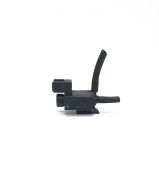 BMW 7 F01 F02 F03 F04 Vacuum valve 7810831