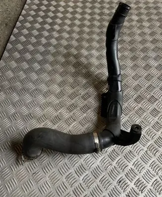 Intercooler hose/pipe