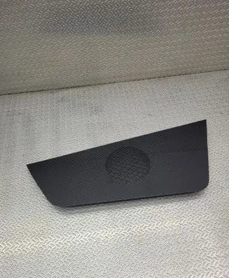 Volkswagen Golf VIII Dash center speaker trim cover 5H1858122A