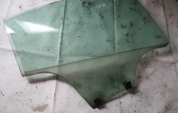 Citroen C5 Rear door window glass as2