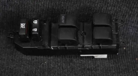 Toyota RAV 4 (XA30) Electric window control switch 192830