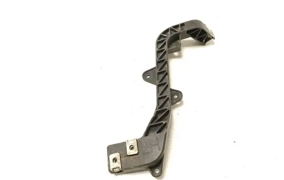 Mercedes-Benz ML W166 Radiator mount bracket A1666263631