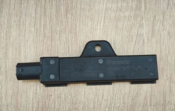 BMW 4 G22 G23 G24 G26 Other devices 6832066