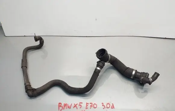 BMW X5 E70 Engine coolant pipe/hose