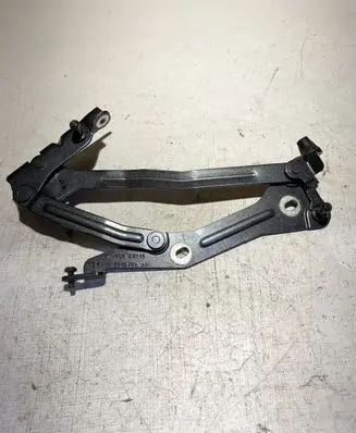 Ford Mustang VI Tailgate/trunk/boot hinge FR3B6342701AD
