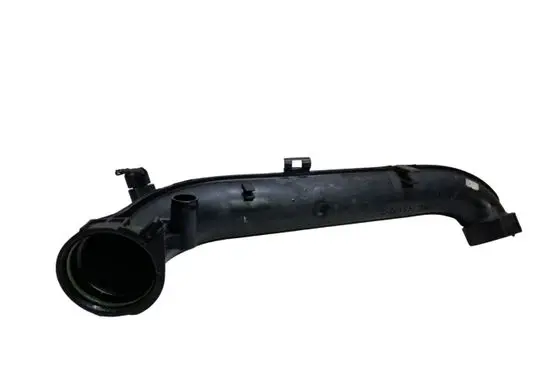 Volkswagen Jetta VI Intercooler hose/pipe 04E145673G