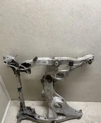 BMW 5 F10 F11 Front subframe 6796692 6797644