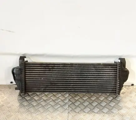 Jeep Grand Cherokee Intercooler radiator