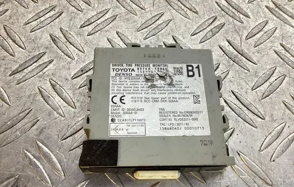 Lexus LS 460 - 600H Tire pressure control unit 8976A50020 1586008040