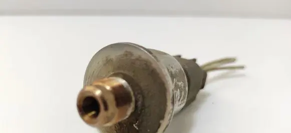 Fuel pressure sensor