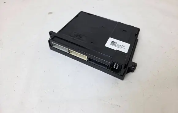 Jaguar F-Pace Air conditioning/heating control unit N8A2-14C239-AA